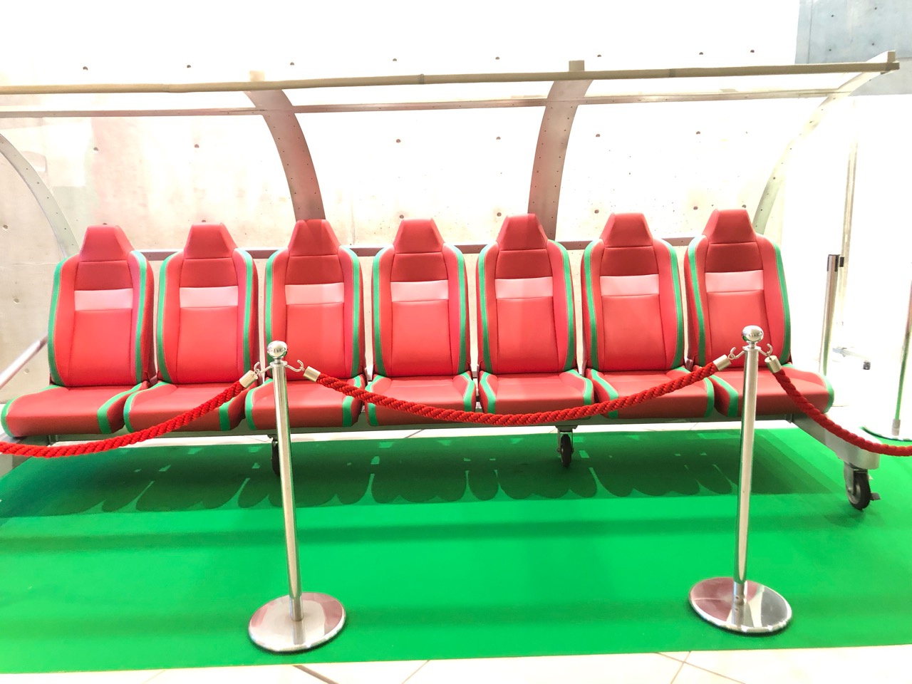 ラグビーワールドカップ2019豊田スタジアムで使われていたベンチシート